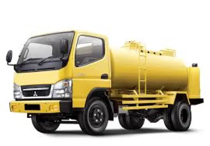 SEDOT WC SAMPAI HABIS di Cipatat